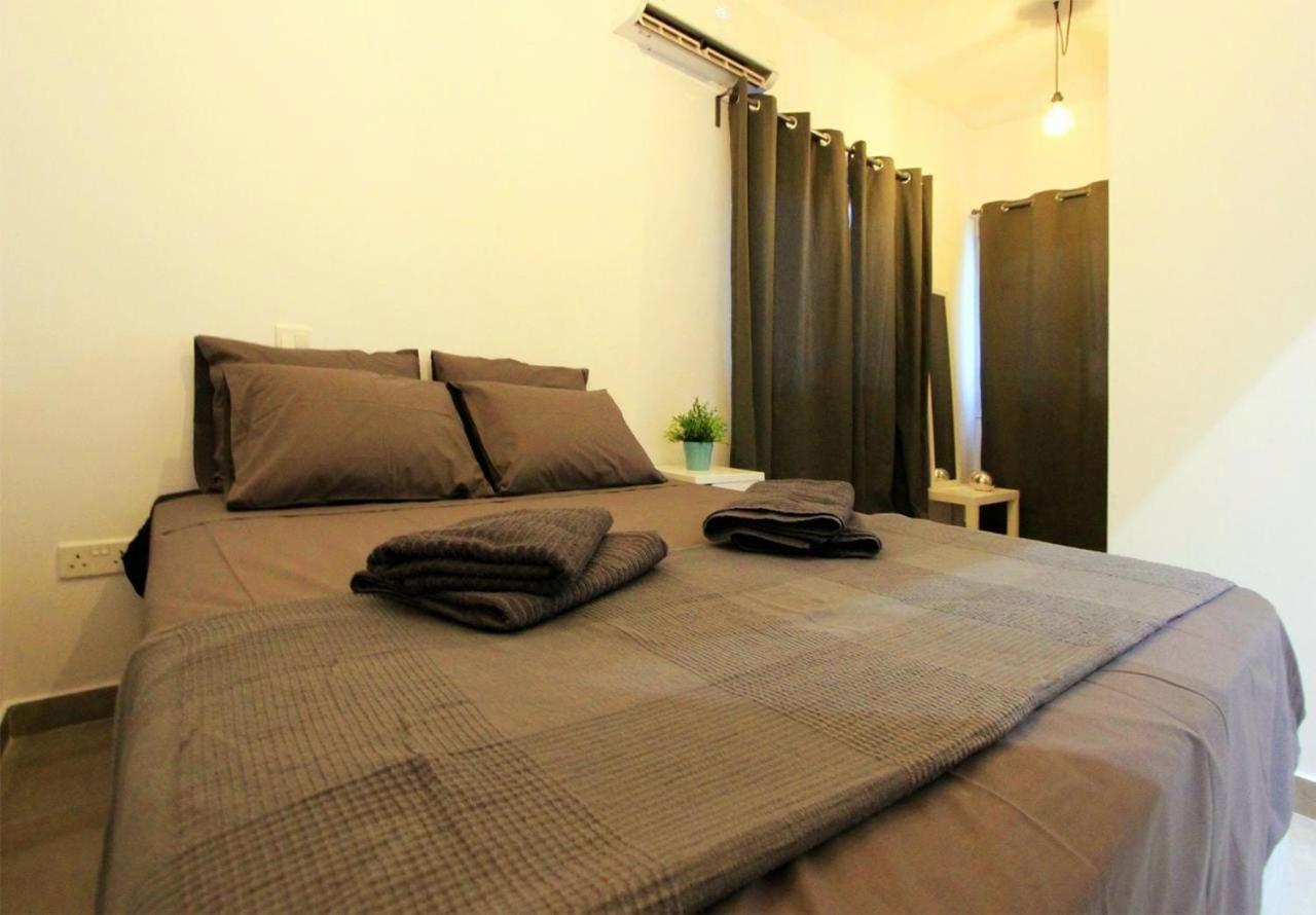 Papadavid Apartments Пафос Экстерьер фото