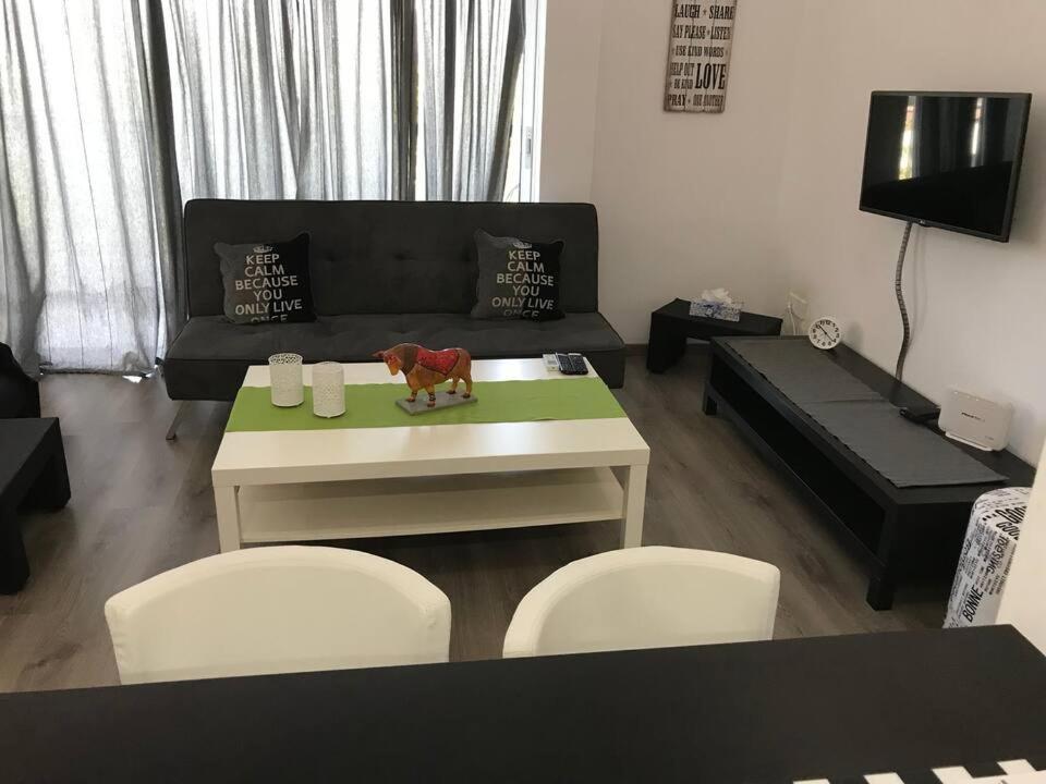 Papadavid Apartments Пафос Экстерьер фото