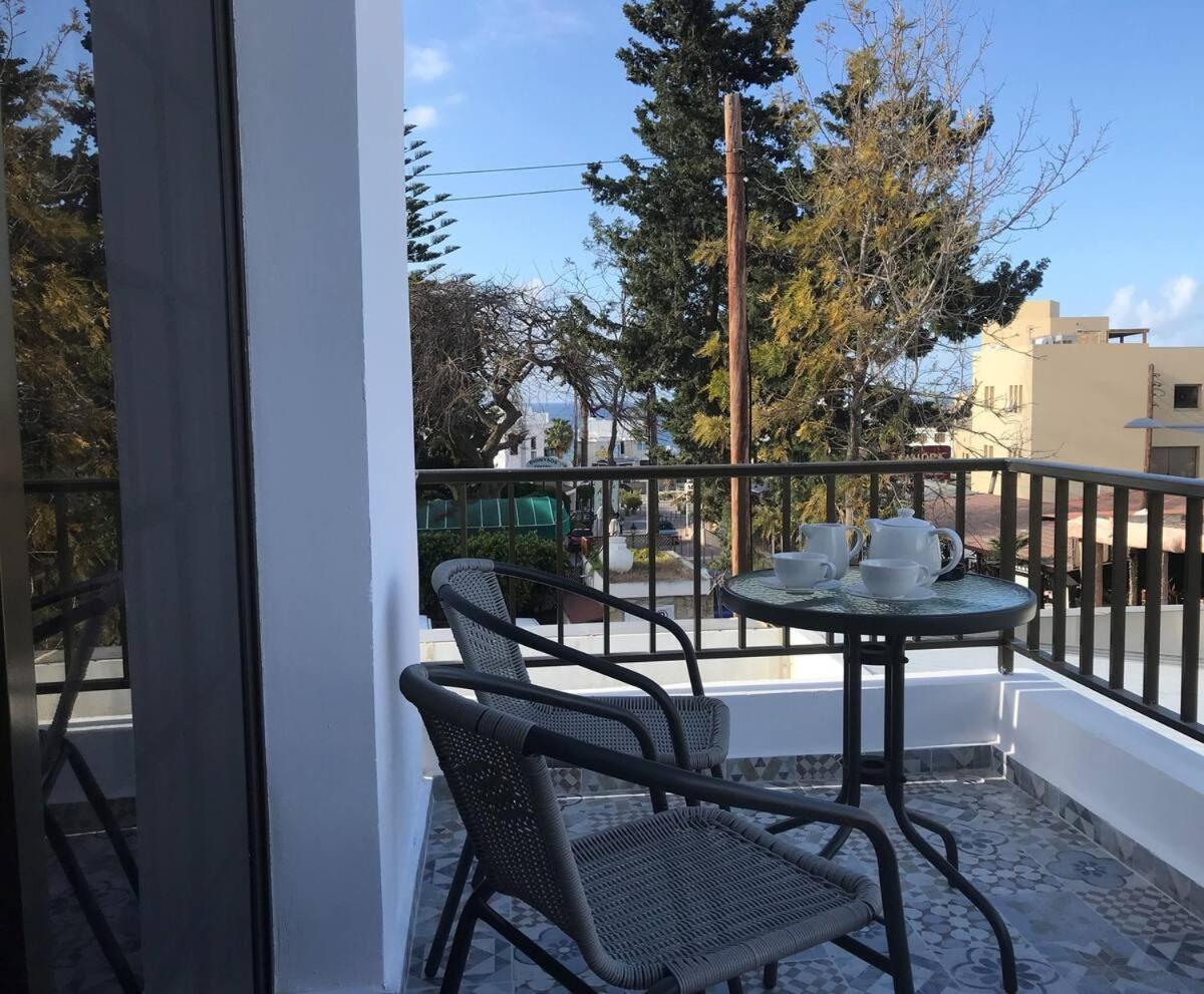 Papadavid Apartments Пафос Экстерьер фото