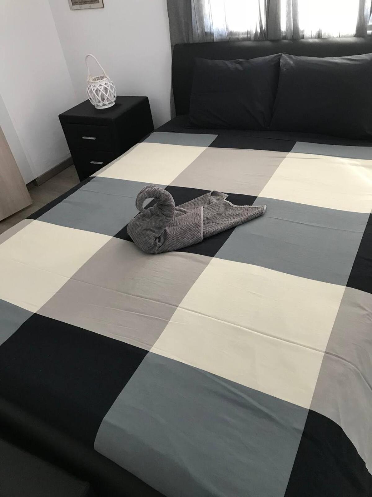 Papadavid Apartments Пафос Экстерьер фото