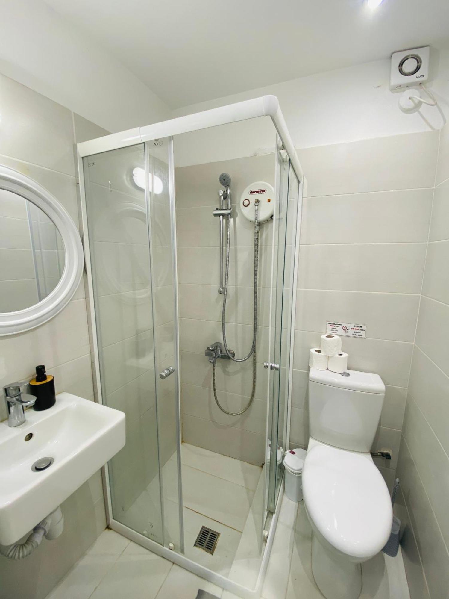 Papadavid Apartments Пафос Экстерьер фото