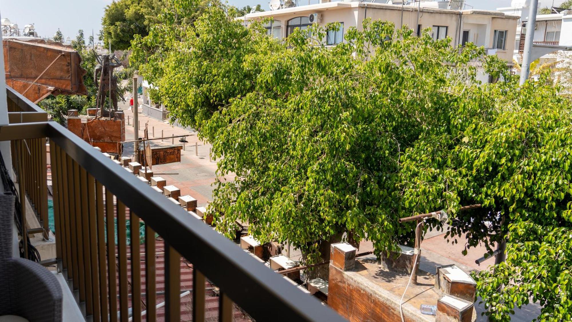 Papadavid Apartments Пафос Экстерьер фото
