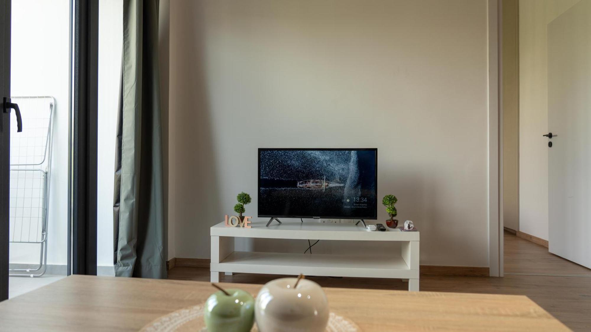 Papadavid Apartments Пафос Экстерьер фото