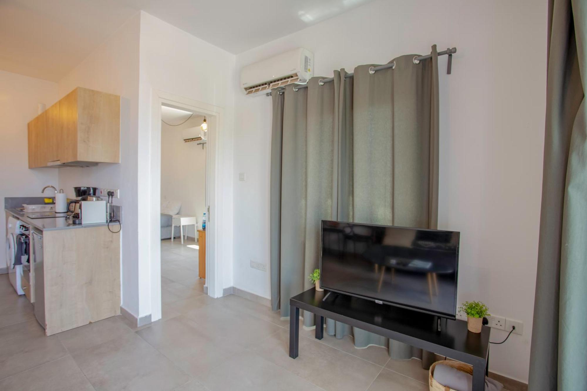 Papadavid Apartments Пафос Экстерьер фото