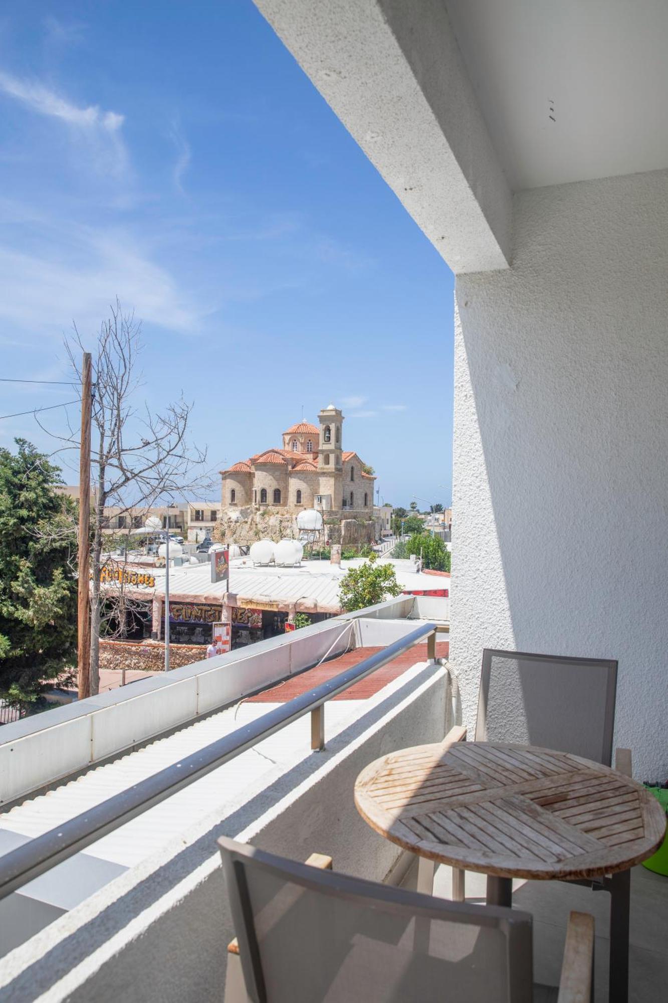 Papadavid Apartments Пафос Экстерьер фото